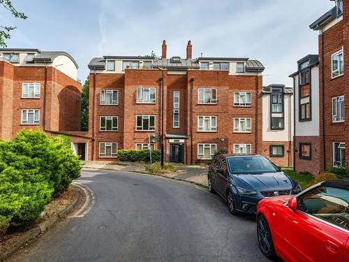 Courtlands, Maidenheadphoto