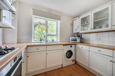 Courtlands, Maidenhead