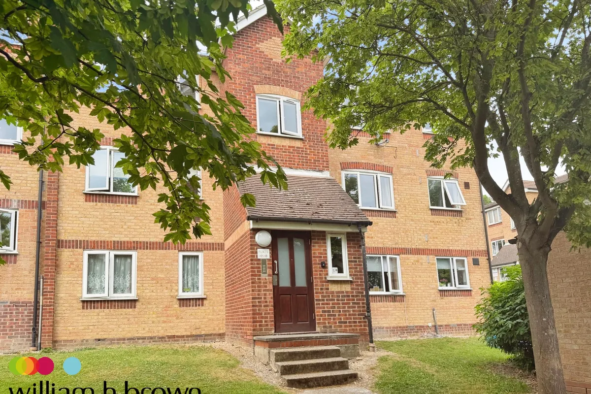 Oakhill Road, PURFLEET-ON-THAMES
