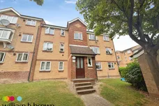 Oakhill Road, PURFLEET-ON-THAMES