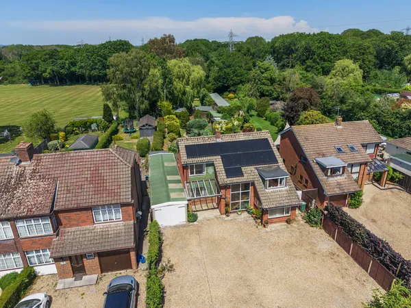 Smallfield Road, Horley, Surrey, RH6