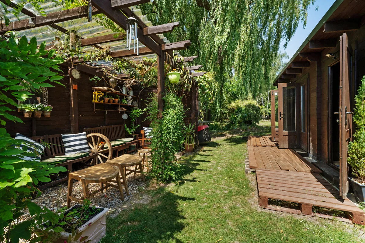 Smallfield Road, Horley, Surrey, RH6