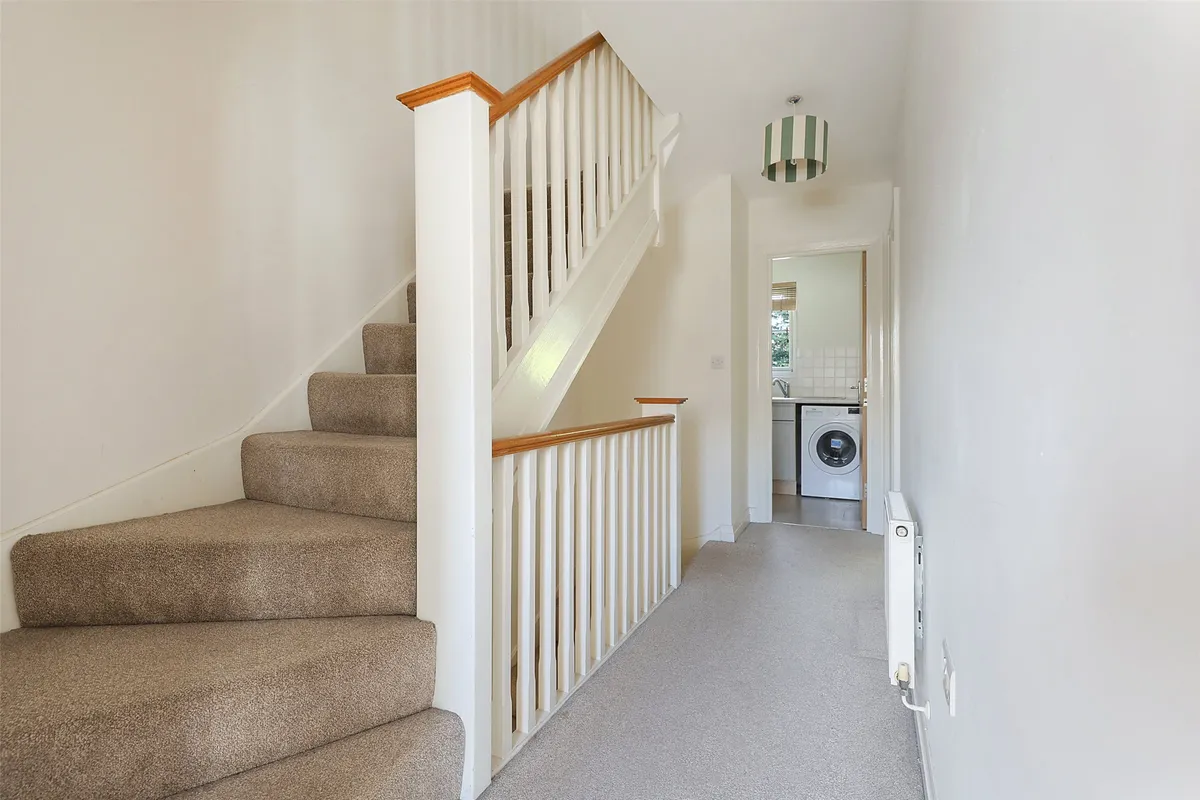 Caberfeigh Close, Redhill, Surrey, RH1