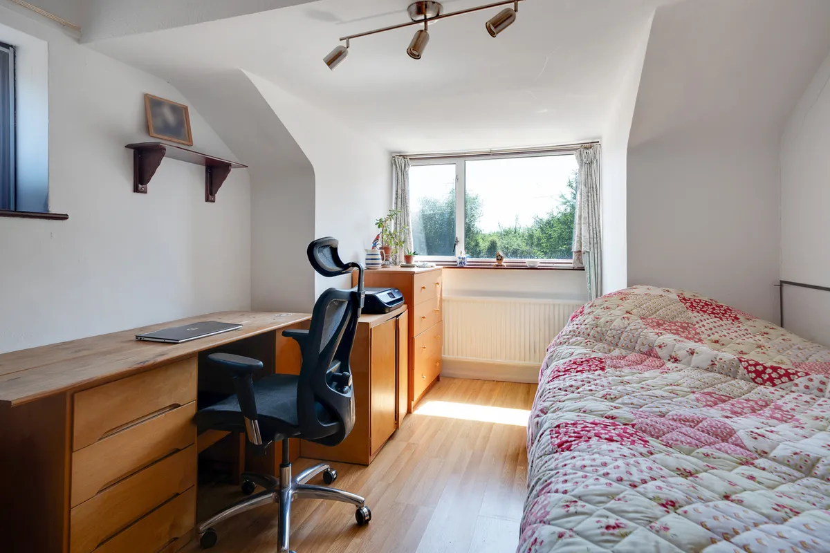 Smallfield Road, Horley, Surrey, RH6