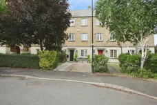 Nightingale Gardens, Rugby