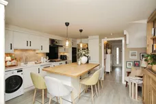 Nightingale Gardens, Rugby