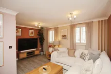 Nightingale Gardens, Rugby