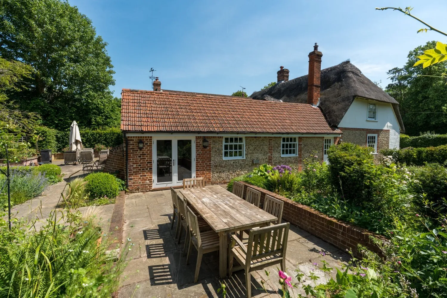 Lambs Corner, Birchwood Road, CO7 photo 34