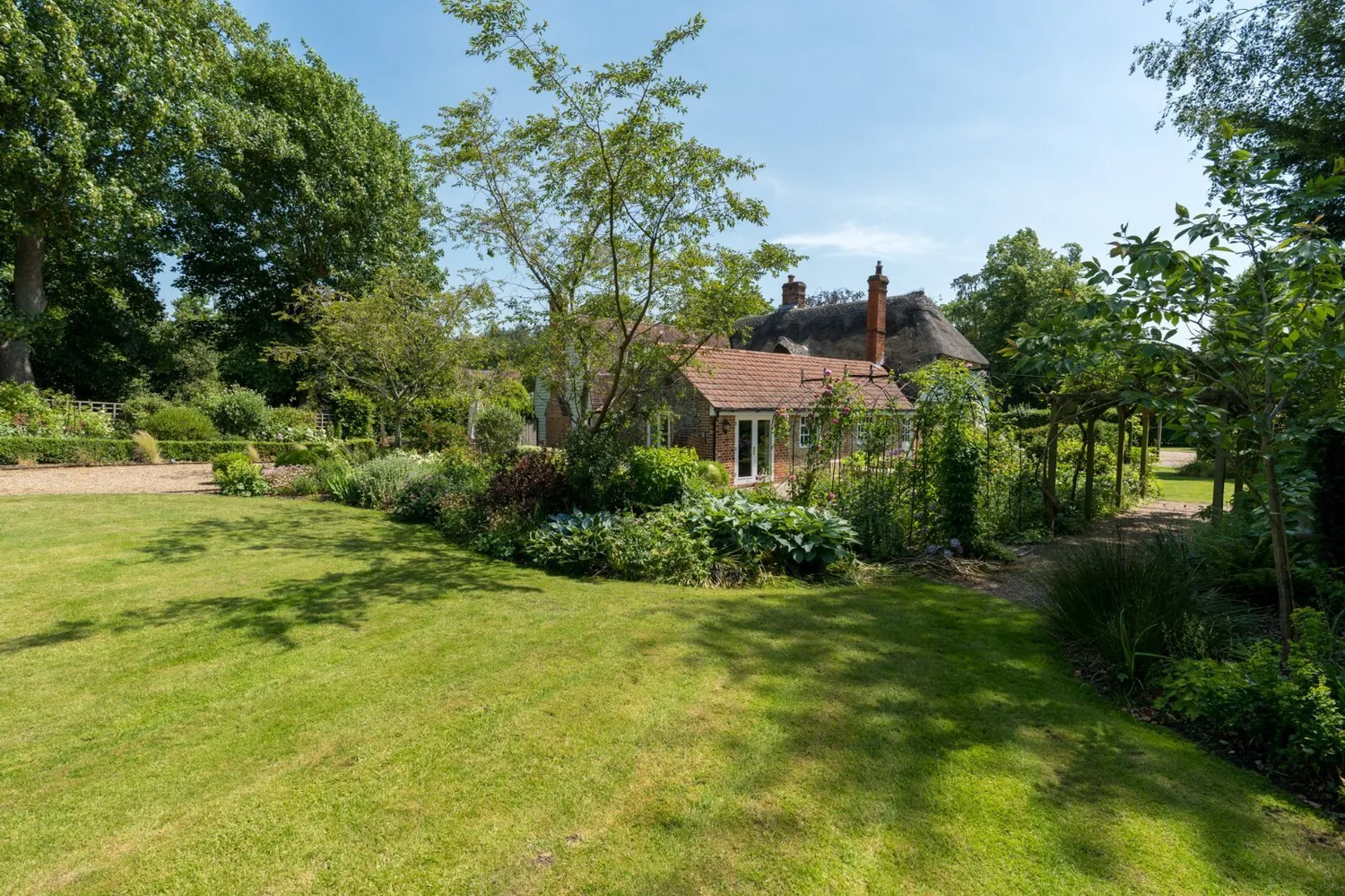 Lambs Corner, Birchwood Road, CO7 photo 36