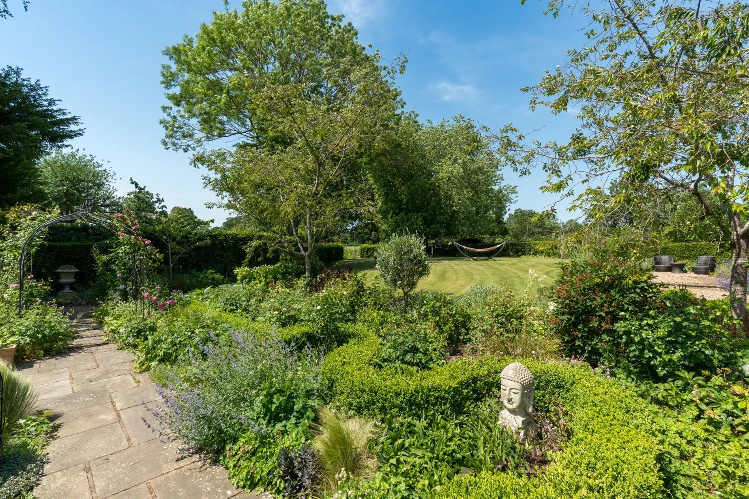 Lambs Corner, Birchwood Road, CO7 photo 40