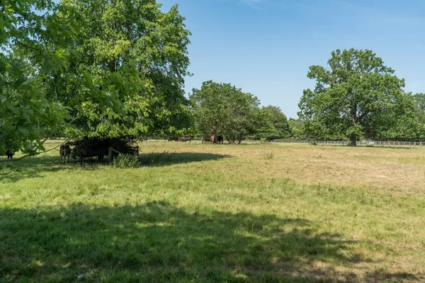Lambs Corner, Birchwood Road, CO7 photo 42