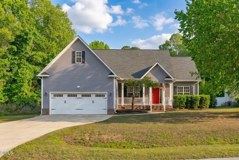 2450 Rolling Tracks Rd, Willow Spring, NC 27592