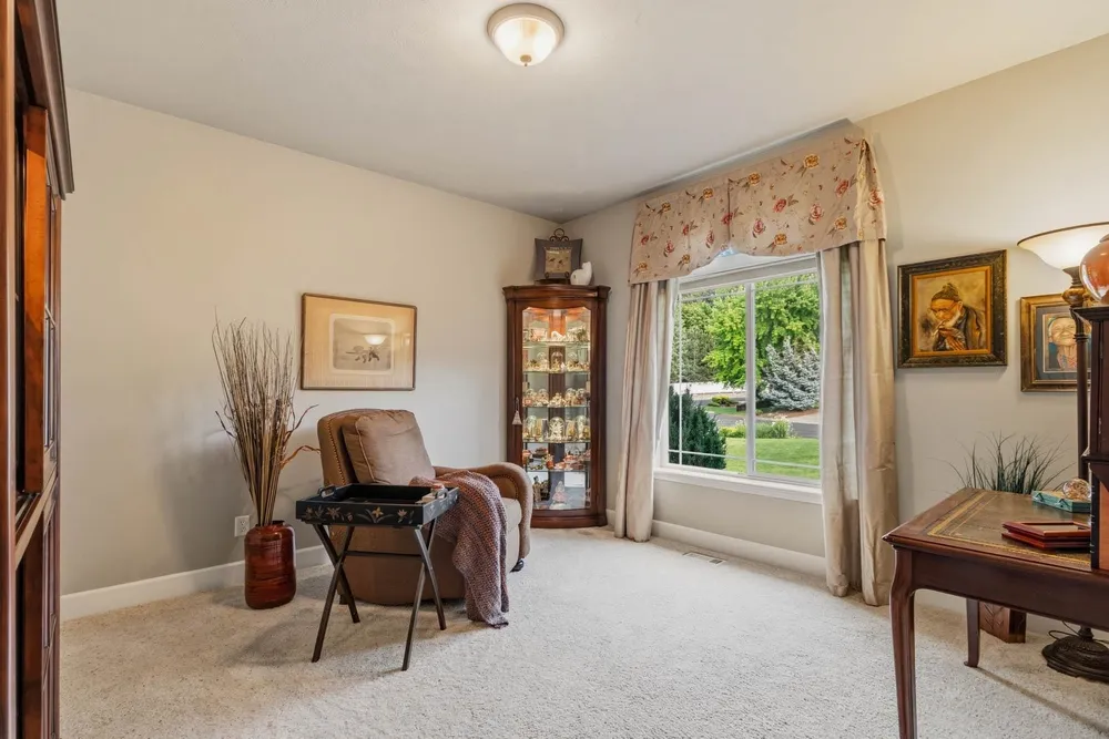 2812 W Payton Ln, Spokane, WA 99218