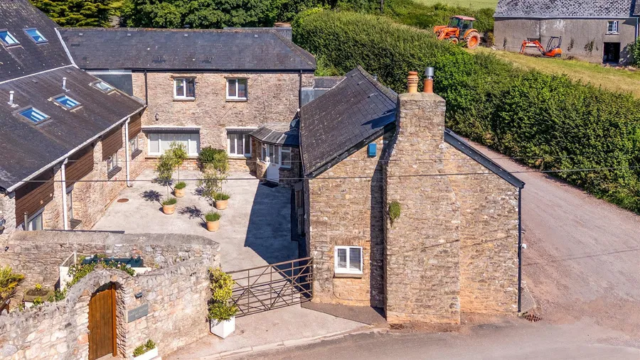 Property Image 25