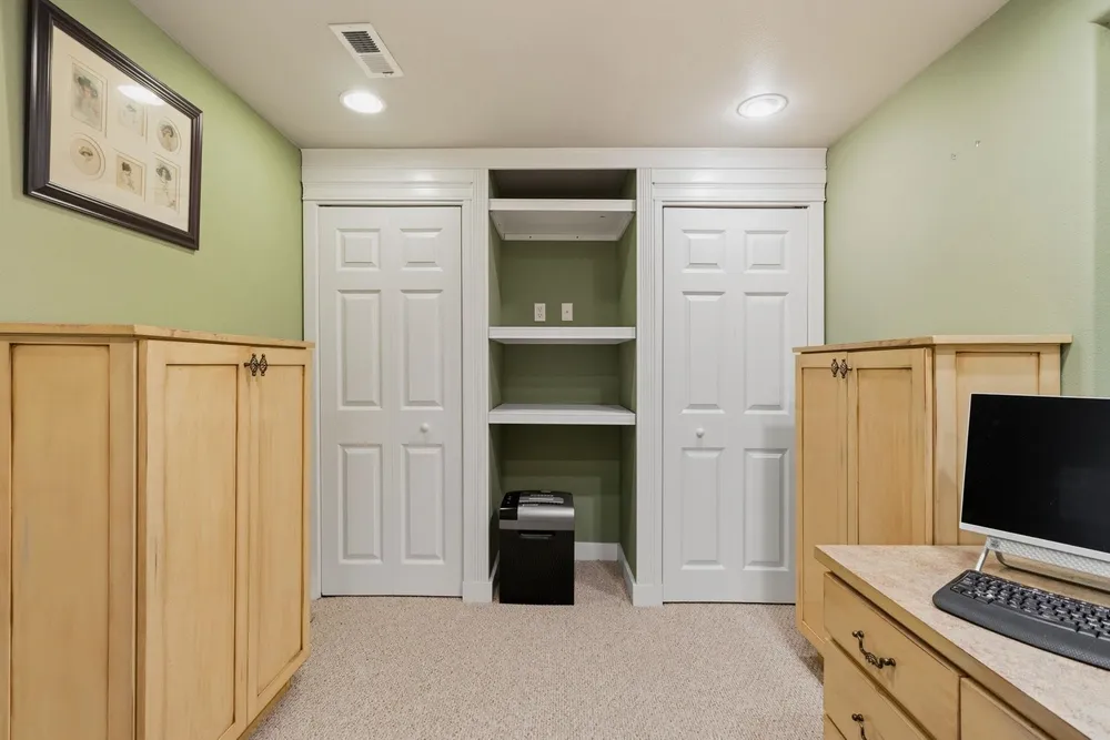 2812 W Payton Ln, Spokane, WA 99218