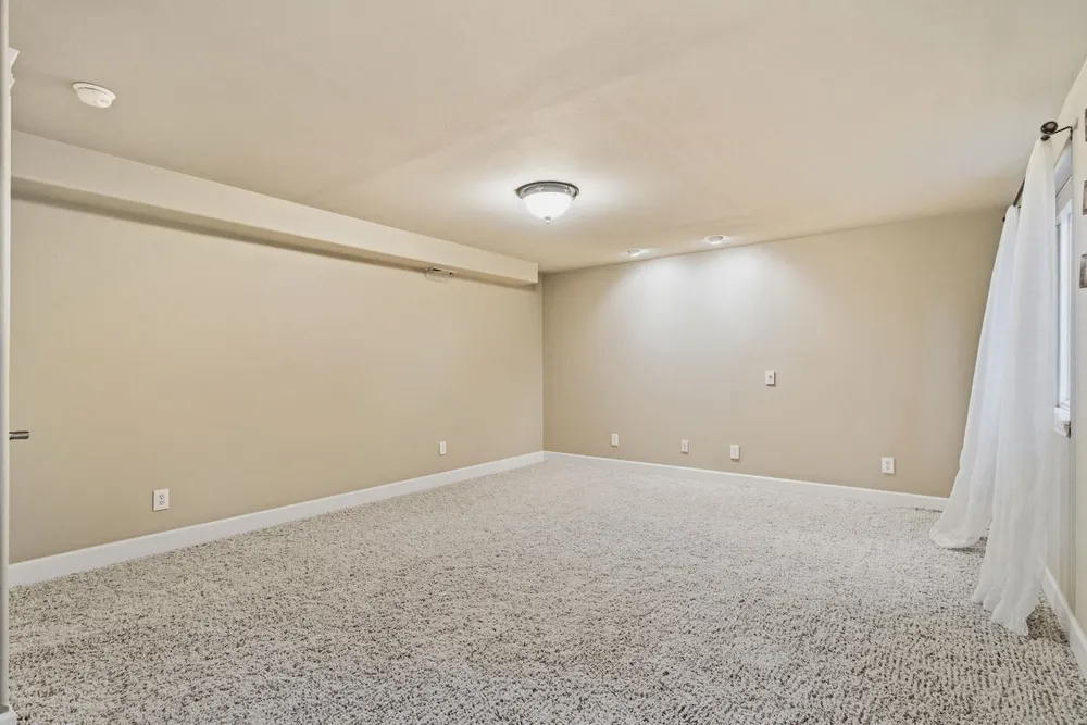 2812 W Payton Ln, Spokane, WA 99218