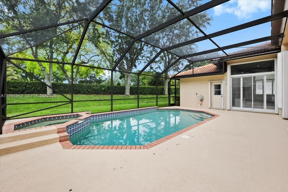 1356 Ginger Cir, Weston, FL 33326