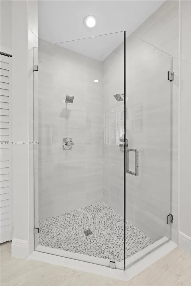 1356 Ginger Cir, Weston, FL 33326