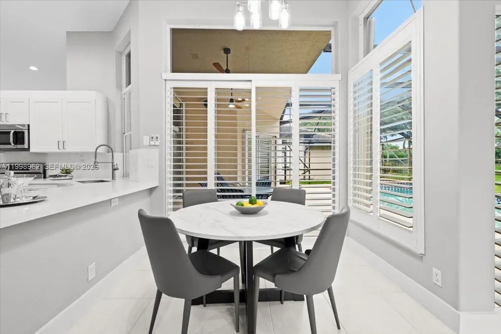 1356 Ginger Cir, Weston, FL 33326
