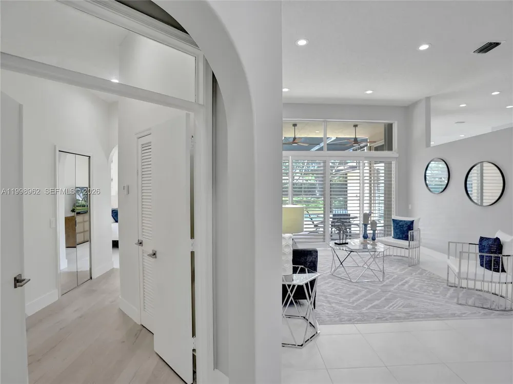 1356 Ginger Cir, Weston, FL 33326