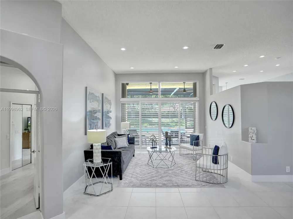 1356 Ginger Cir, Weston, FL 33326