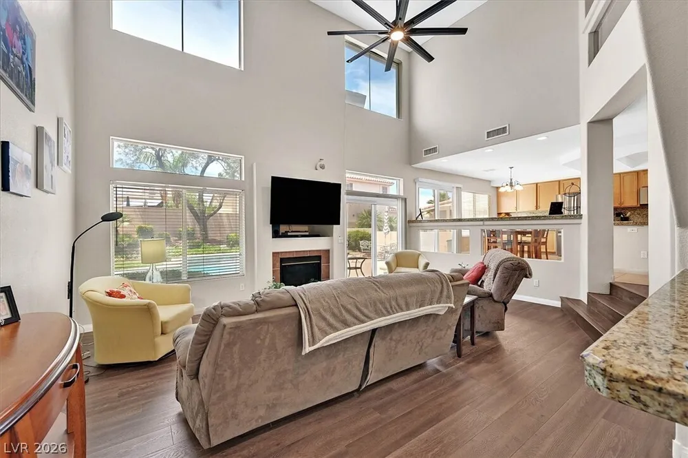 3905 Larkcrest St, Las Vegas, NV 89129