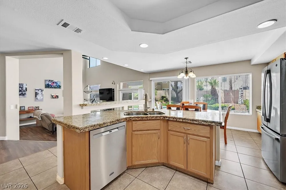3905 Larkcrest St, Las Vegas, NV 89129