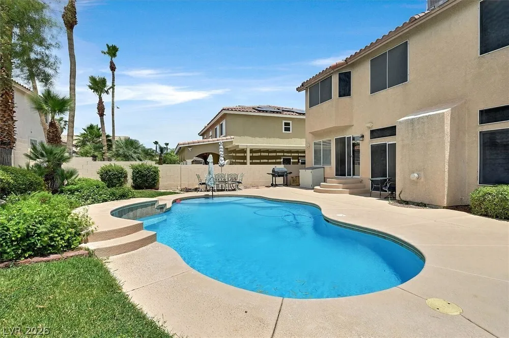 3905 Larkcrest St, Las Vegas, NV 89129