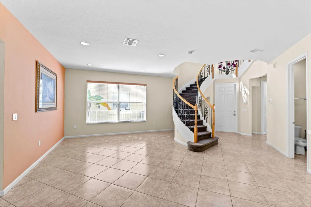 9723 Phipps Ln, Wellington, FL 33414