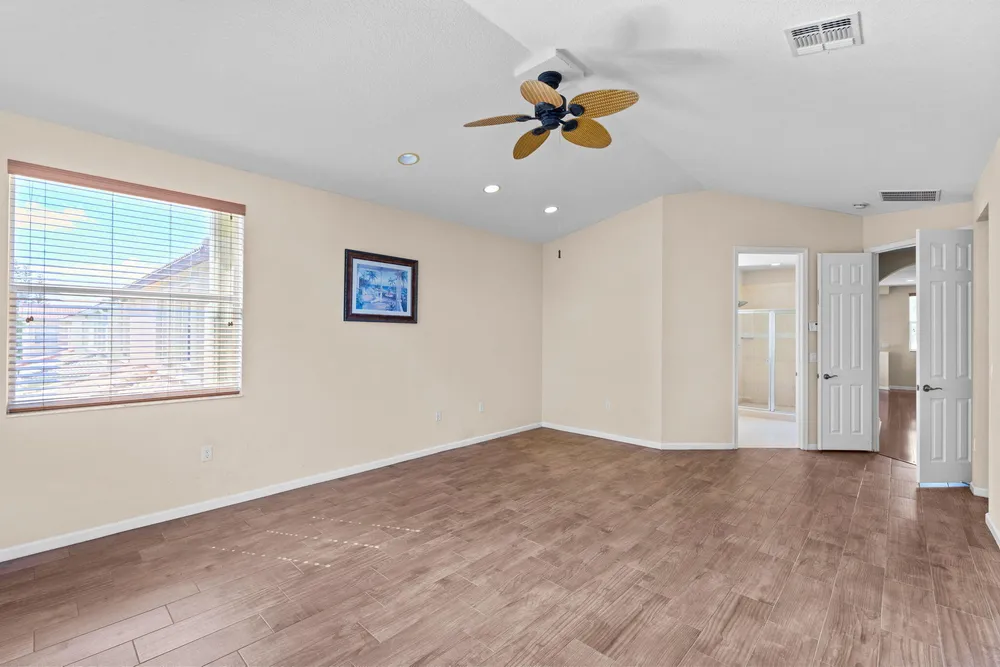 9723 Phipps Ln, Wellington, FL 33414