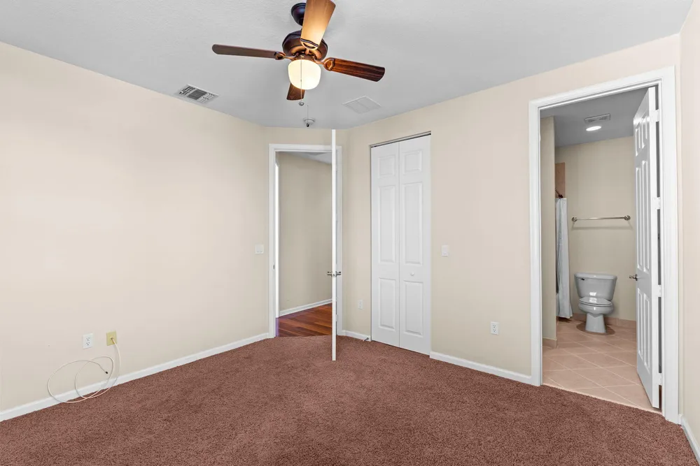 9723 Phipps Ln, Wellington, FL 33414