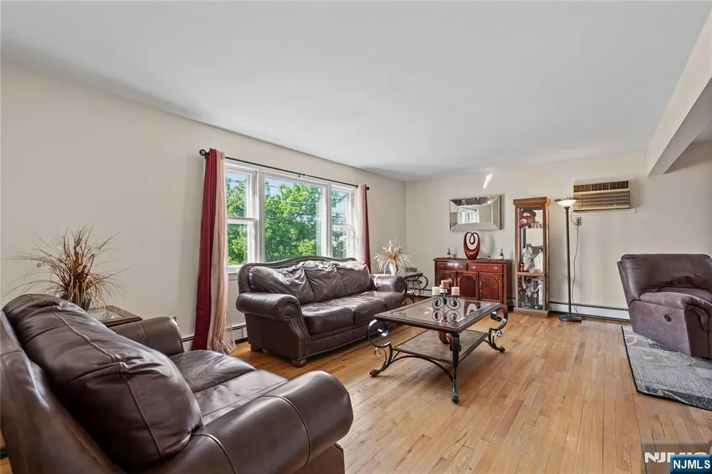 65 Miller Ave, Elmwood Park, NJ 07407