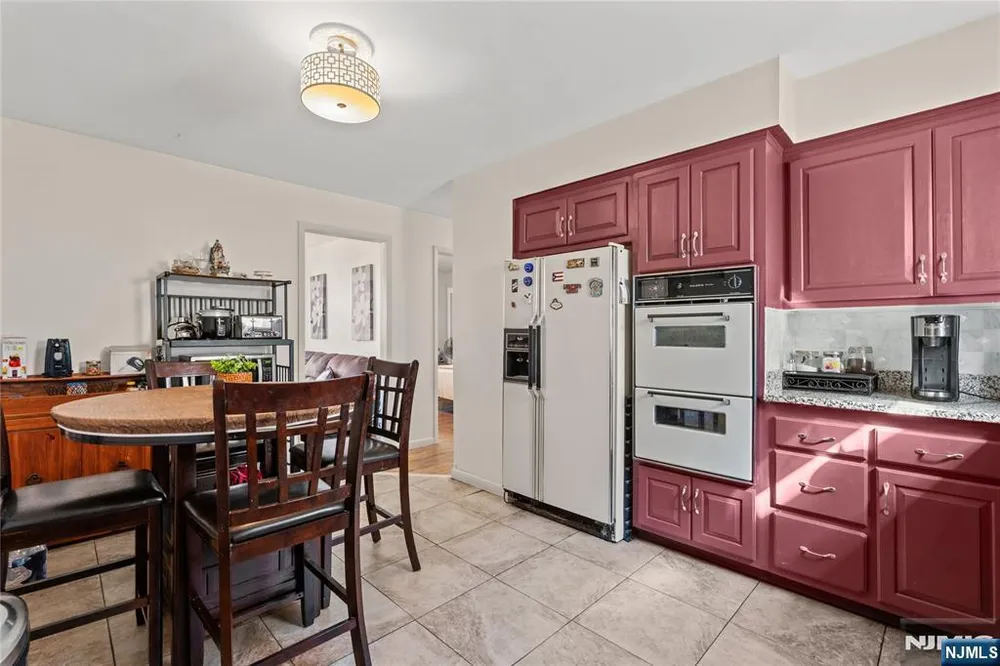 65 Miller Ave, Elmwood Park, NJ 07407