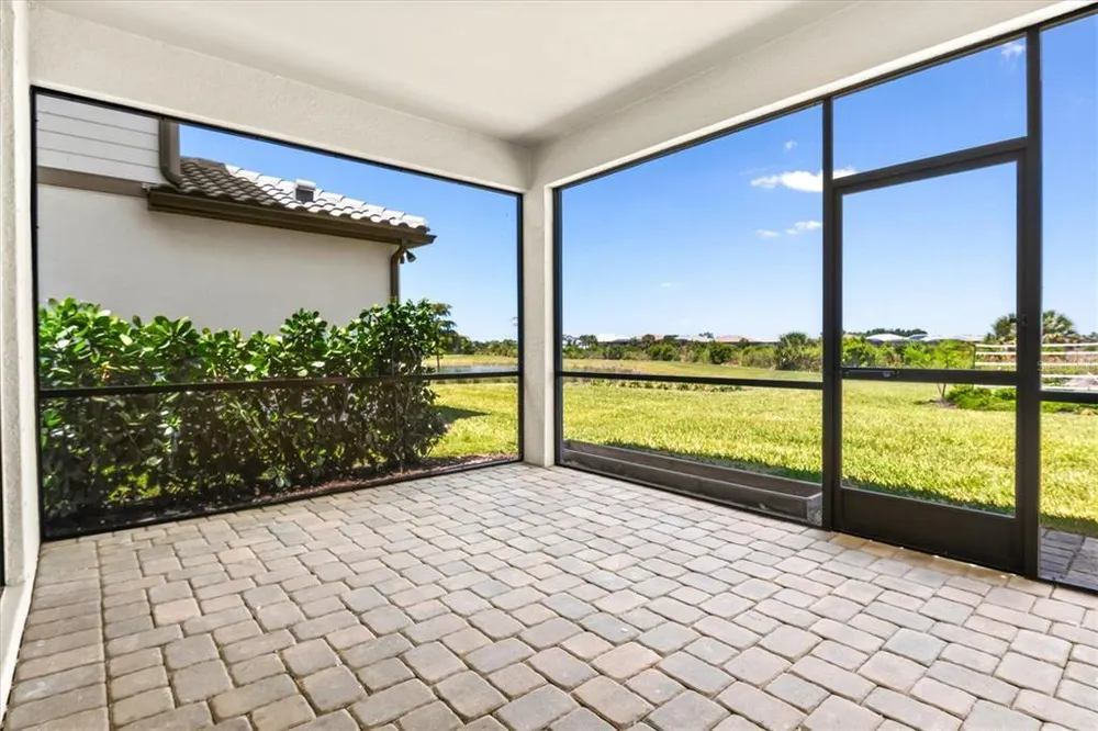 6272 Winding Pine Dr, Nokomis, FL 34275