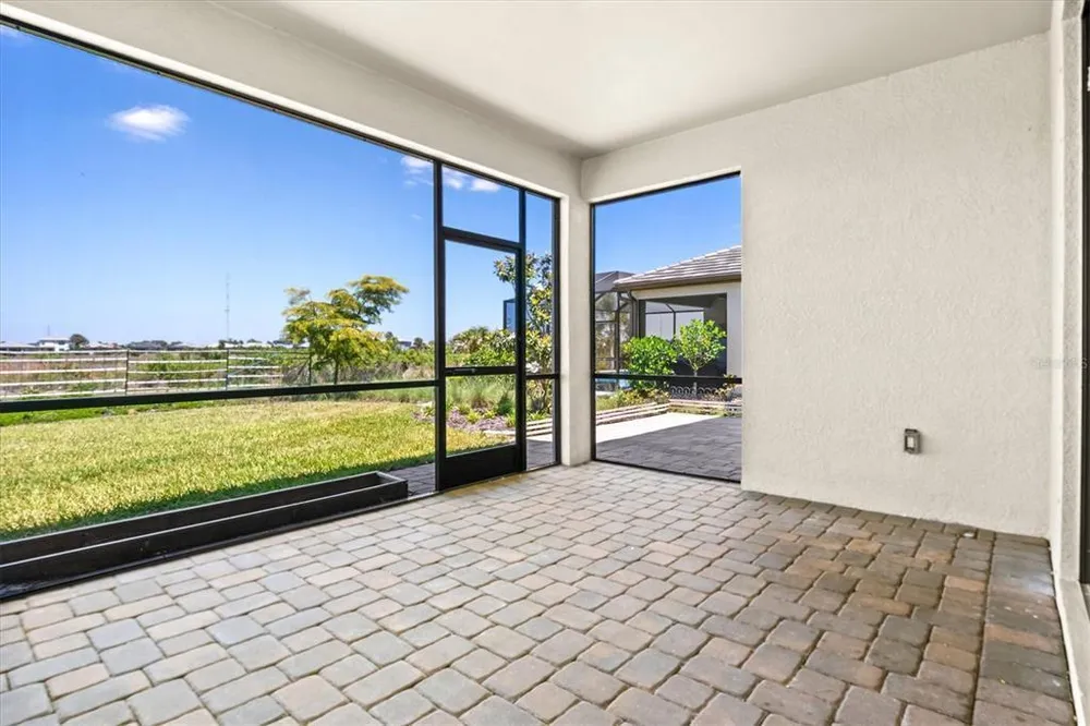 6272 Winding Pine Dr, Nokomis, FL 34275