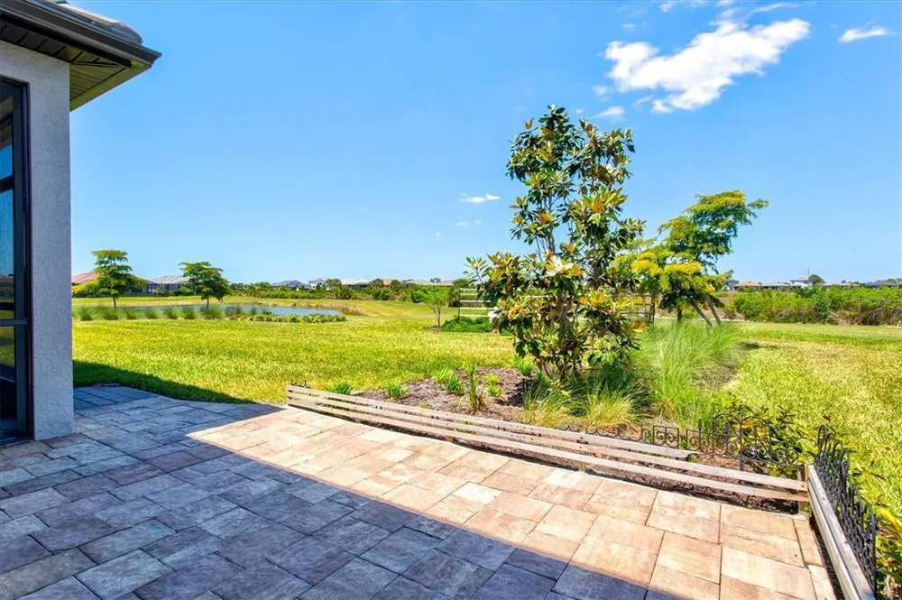 6272 Winding Pine Dr, Nokomis, FL 34275