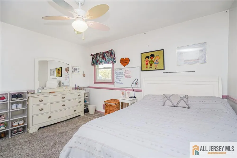 9 Braddock St, East Brunswick, NJ 08816