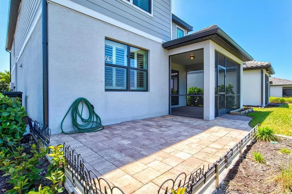 6272 Winding Pine Dr, Nokomis, FL 34275