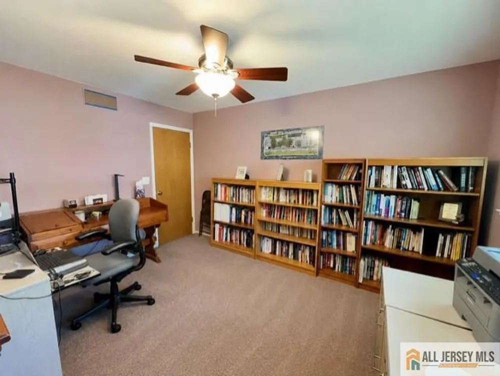 9 Braddock St, East Brunswick, NJ 08816