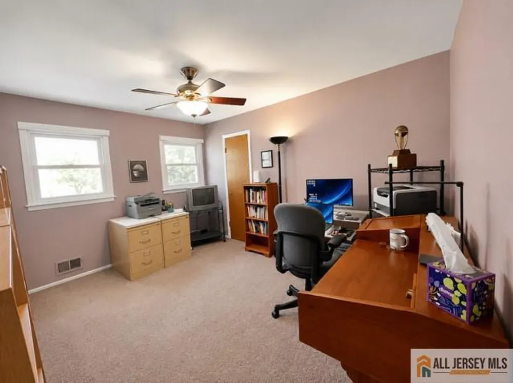 9 Braddock St, East Brunswick, NJ 08816