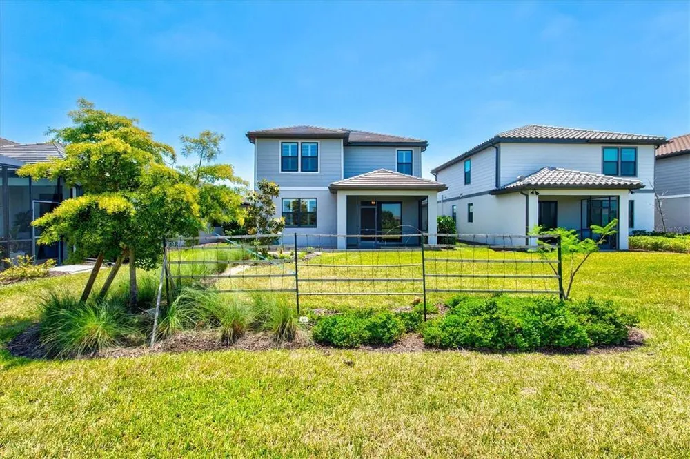 6272 Winding Pine Dr, Nokomis, FL 34275
