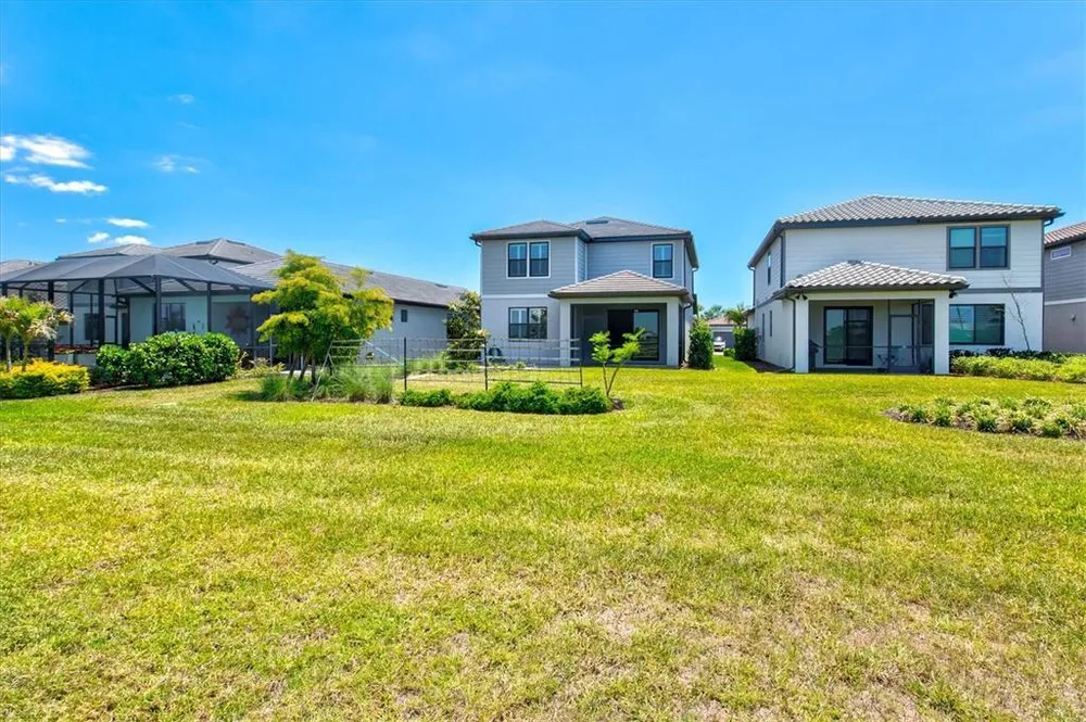 6272 Winding Pine Dr, Nokomis, FL 34275