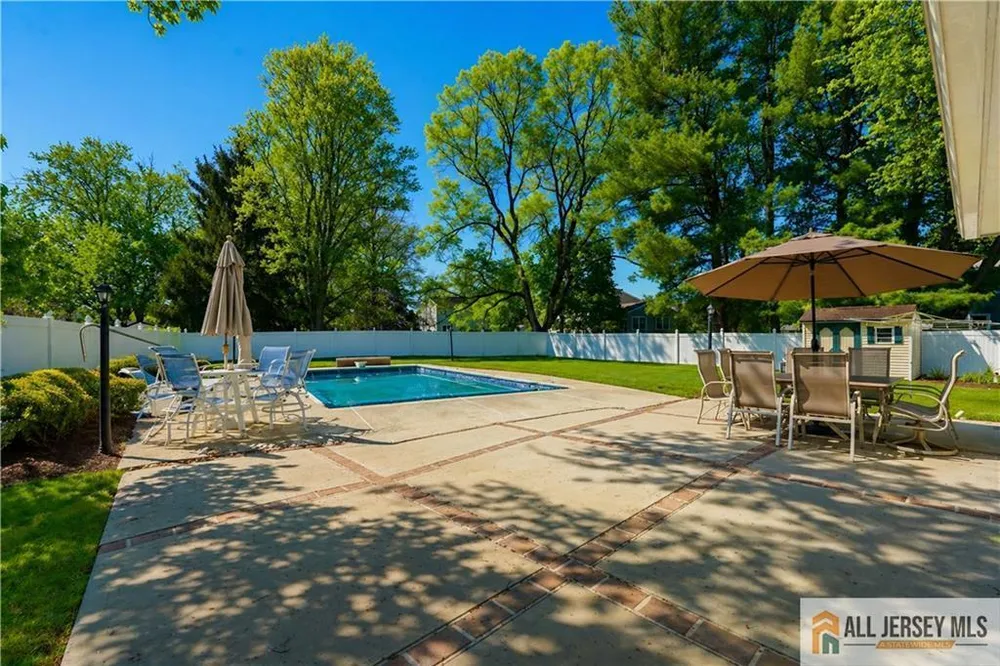 9 Braddock St, East Brunswick, NJ 08816