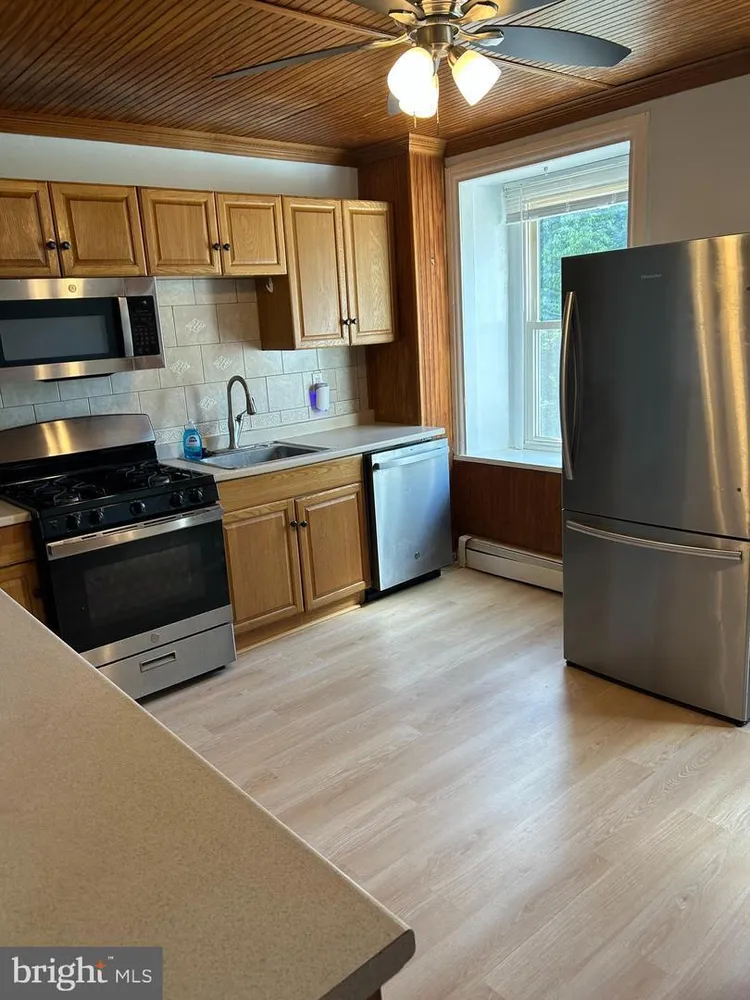 629 Summit St, King of Prussia, PA 19406-2719