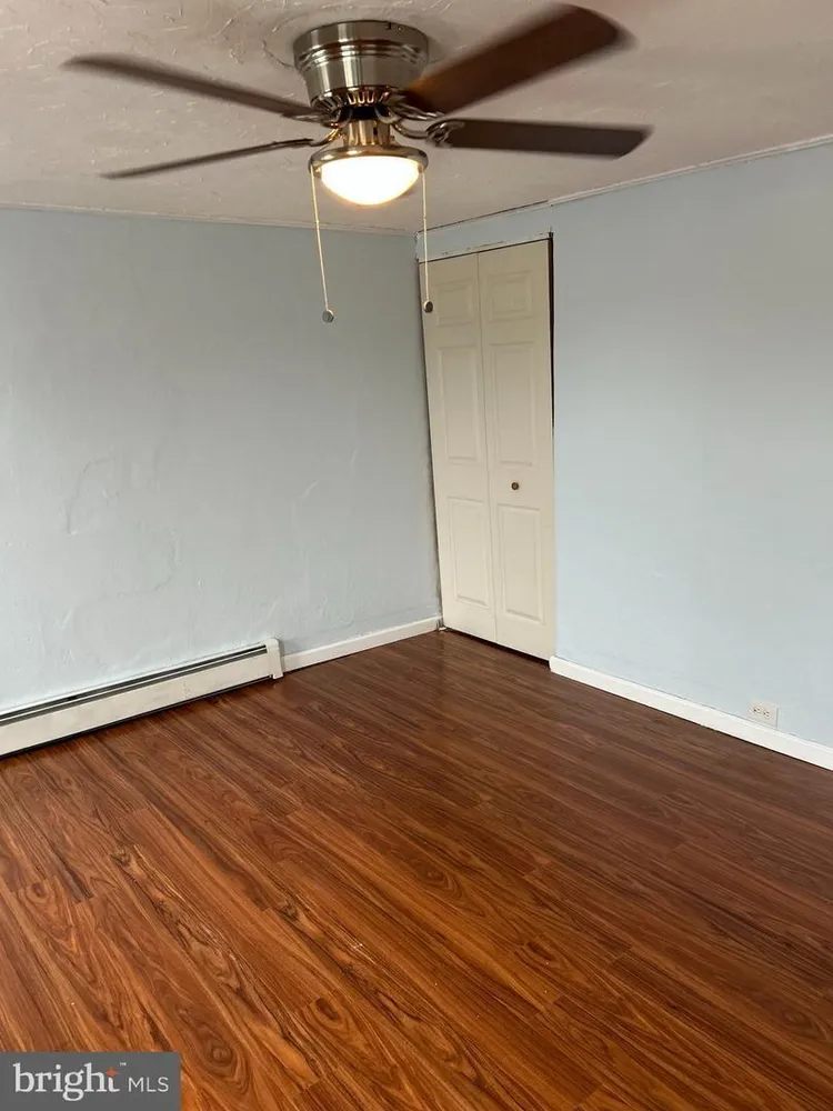 629 Summit St, King of Prussia, PA 19406-2719