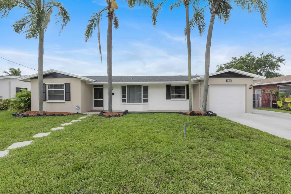 1710 W River Dr, Margate, FL 33063