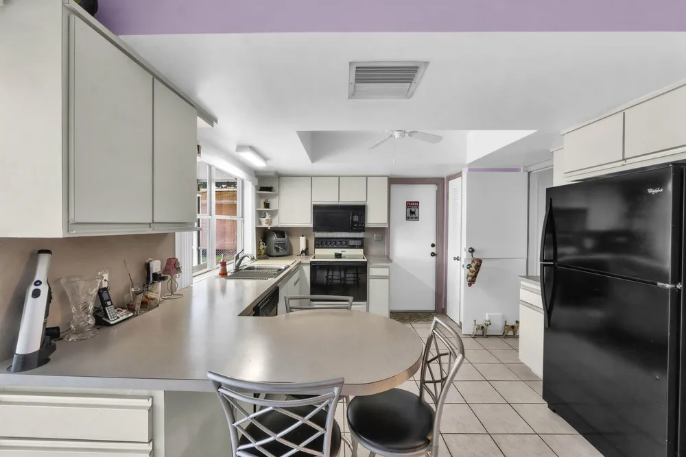 1710 W River Dr, Margate, FL 33063