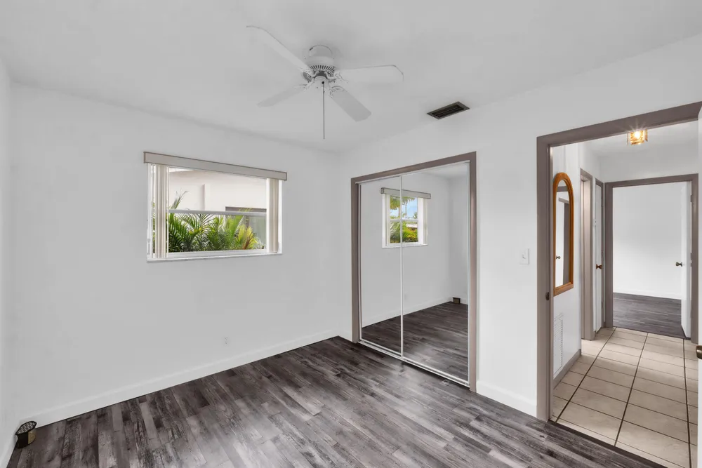 1710 W River Dr, Margate, FL 33063