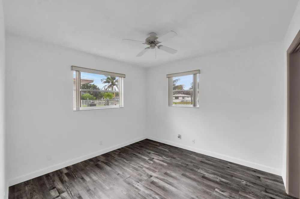 1710 W River Dr, Margate, FL 33063