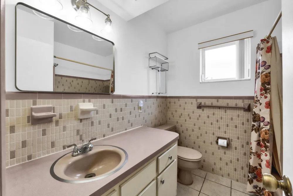 1710 W River Dr, Margate, FL 33063
